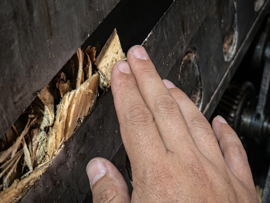 How to Reduce Downtime and Extend Wood Chipper Blade Life: A Field Guide screenshot